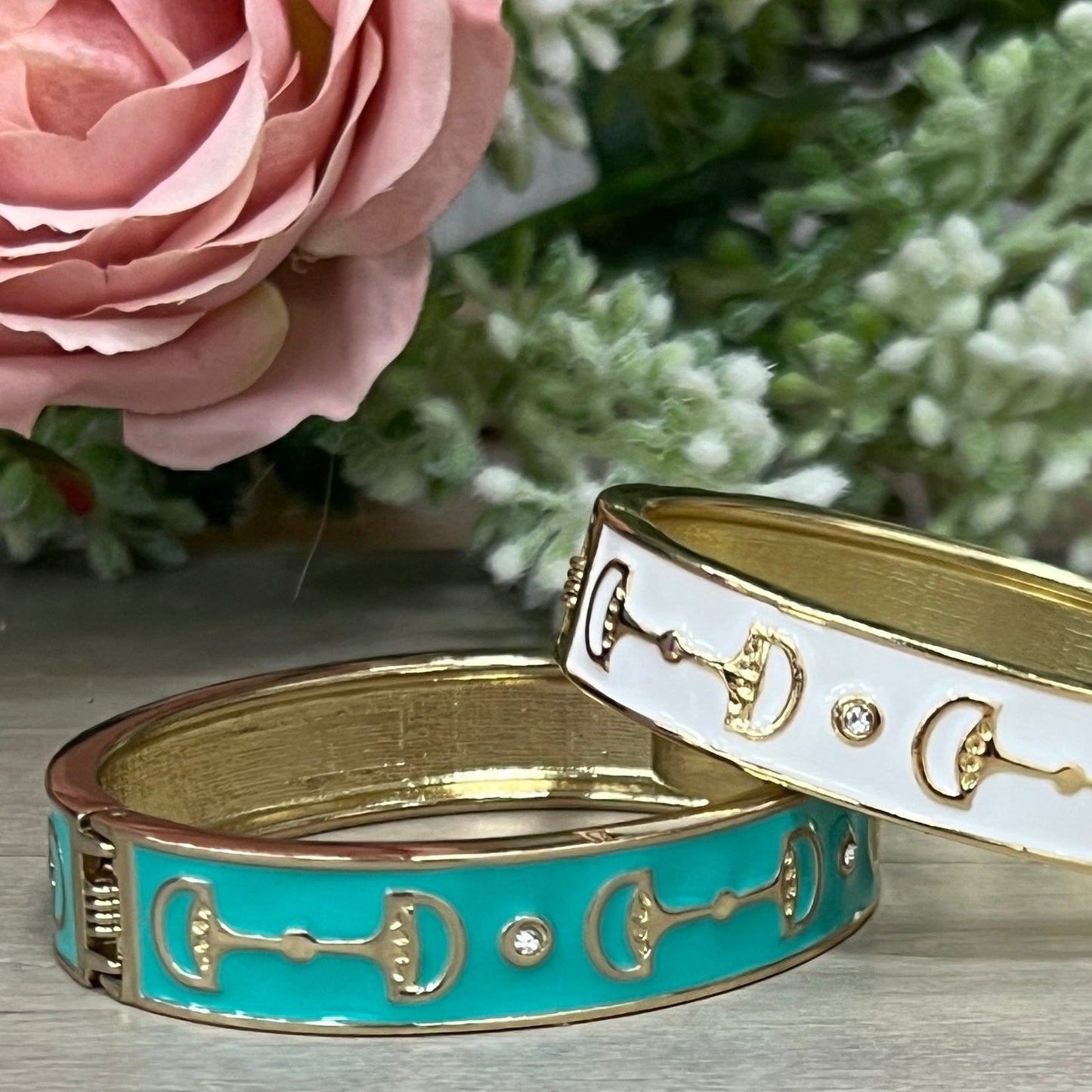 PEGASUS JEWELLERY Snaffle Bit Bangle- Turquoise