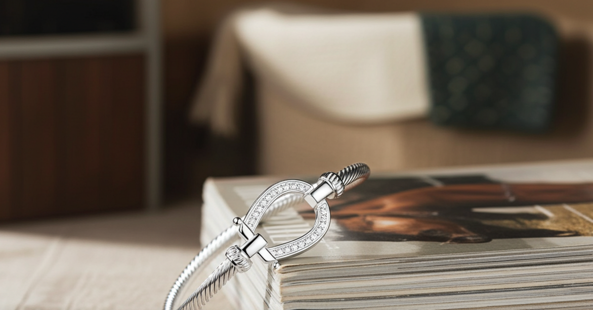 Horseshoe Sparkle Bangle - PEGASUS JEWELLERY